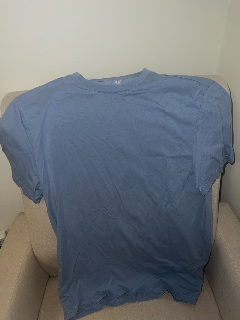 Blue H&M T-shirt